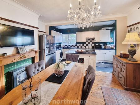 3 bedroom Semi-detached house for sale in Sandringham Road, Town Moor, Doncaster, DN2