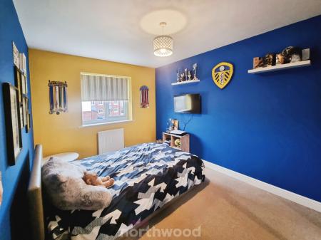 3 bedroom Semi-detached house for sale in Fulwood Drive, Balby, Doncaster, DN4