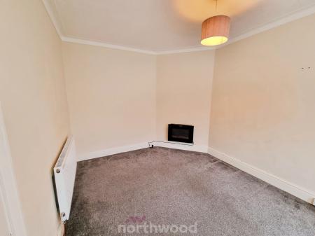 3 bedroom Terraced House to let in Westholme Road, Balby, Doncaster, DN4