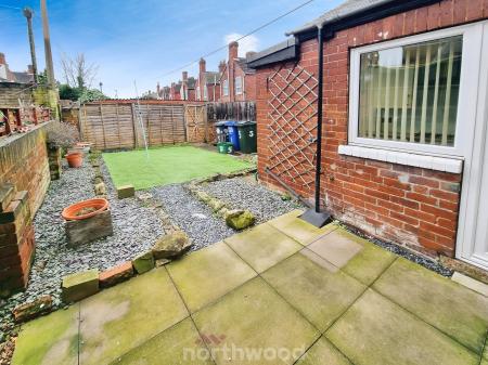 3 bedroom Terraced House to let in Westholme Road, Balby, Doncaster, DN4