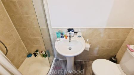 11 bedroom House of Multiple Occupation for sale in Somerset Road, Hyde Park, Doncaster, DN1