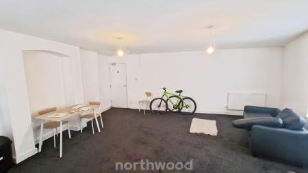 11 bedroom House of Multiple Occupation for sale in Somerset Road, Hyde Park, Doncaster, DN1