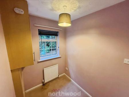 2 bedroom Flat to let in Arden Gate, Balby, Doncaster, DN4