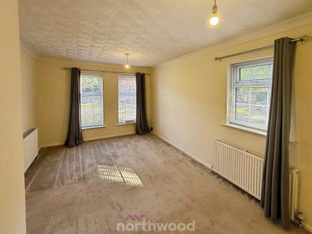 2 bedroom Flat to let in Arden Gate, Balby, Doncaster, DN4