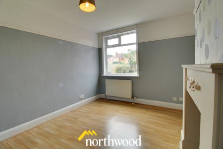 3 bedroom Semi-detached house to let in Northfield Road, Sprotbrough, Doncaster, DN5