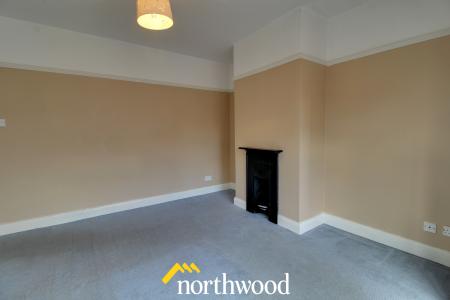 3 bedroom Semi-detached house to let in Northfield Road, Sprotbrough, Doncaster, DN5
