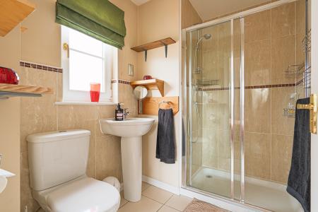 5 bedroom Detached house for sale in Burnbank Meadows, Kinross, KY13