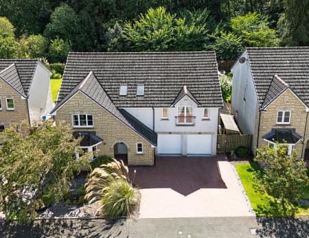 5 bedroom Detached house for sale in Burnbank Meadows, Kinross, KY13