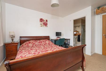 5 bedroom Detached house for sale in Burnbank Meadows, Kinross, KY13