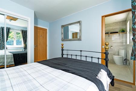 5 bedroom Detached house for sale in Burnbank Meadows, Kinross, KY13