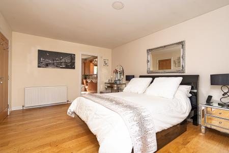 5 bedroom Detached house for sale in Burnbank Meadows, Kinross, KY13