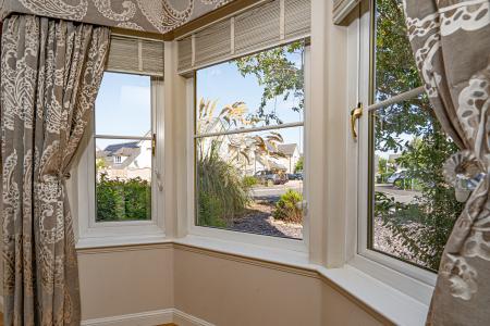 5 bedroom Detached house for sale in Burnbank Meadows, Kinross, KY13