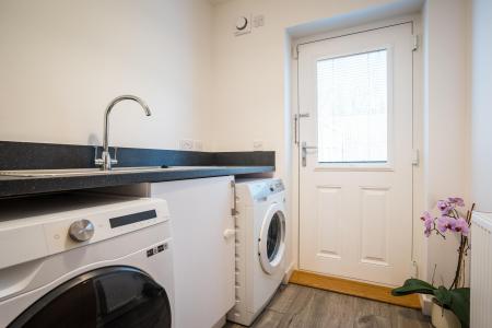 4 bedroom Town house for sale in Dickson Avenue, Dundee, DD2