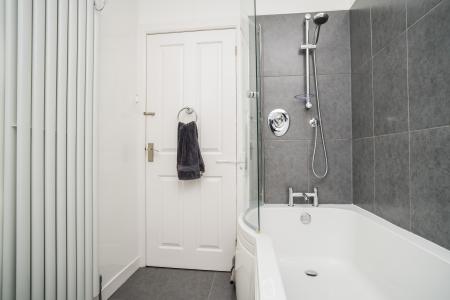 2 bedroom Bungalow for sale in Denoon Terrace, Dundee, DD2