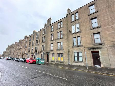 1 bedroom Flat for sale in Gardner Street, Dundee, DD3