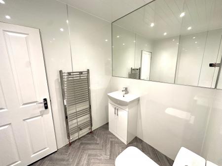 2 bedroom Flat for sale in Glamis Drive, Dundee, DD2