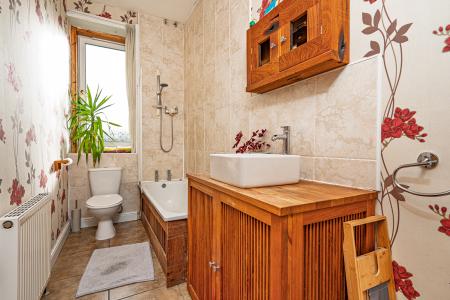 4 bedroom Semi-detached house for sale in Inverary Terrace, Dundee, DD3