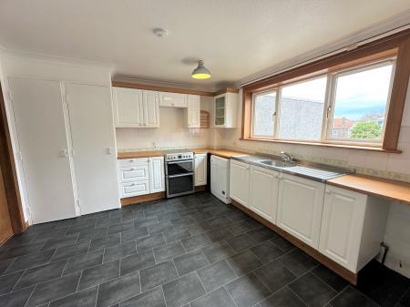 4 bedroom Town house for sale in Minard Crescent, Dundee, DD3