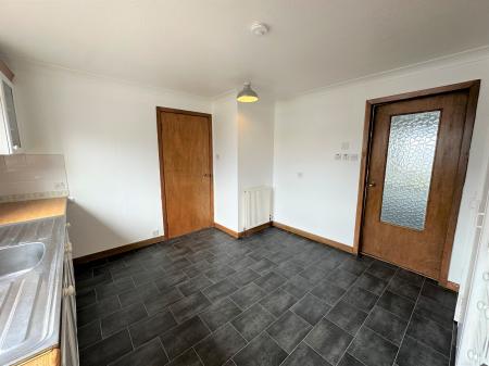4 bedroom Town house for sale in Minard Crescent, Dundee, DD3