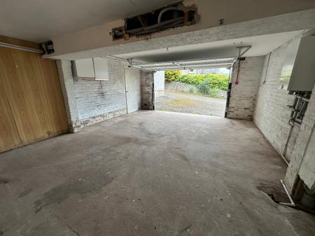 4 bedroom Town house for sale in Minard Crescent, Dundee, DD3