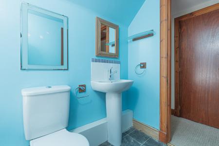 2 bedroom End of terrace house for sale in North Street, Milnathort, KY13