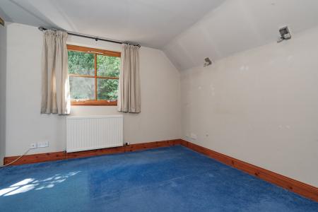 2 bedroom End of terrace house for sale in North Street, Milnathort, KY13