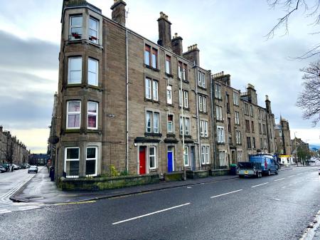 2 bedroom Flat for sale in Pitkerro Road, Dundee, DD4