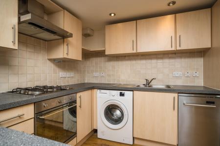 2 bedroom Flat for sale in Smillie Court, Dundee, DD3