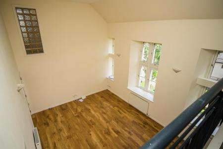 2 bedroom Flat for sale in Smillie Court, Dundee, DD3