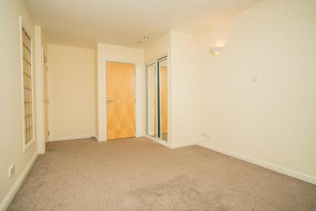 2 bedroom Flat for sale in Smillie Court, Dundee, DD3
