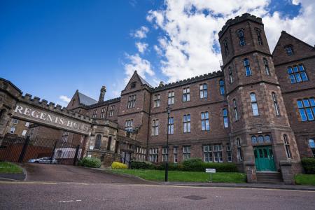 2 bedroom Flat for sale in Smillie Court, Dundee, DD3