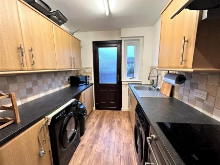 2 bedroom Terraced House for sale in South Road, Dundee, DD2