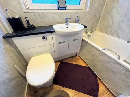 2 bedroom Terraced House for sale in South Road, Dundee, DD2