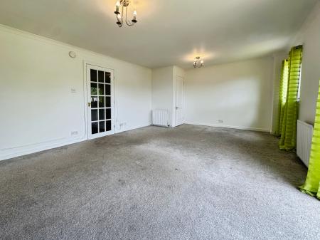 3 bedroom Terraced House for sale in Walkers Mill, Dundee, DD3
