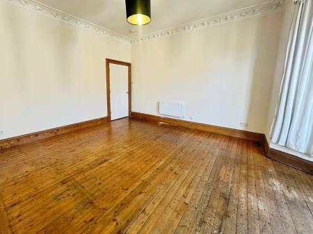 2 bedroom Flat to let in Bellefield Avenue, Dundee, DD1