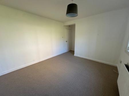 2 bedroom Flat to let in Thurso Crescent, Dundee, DD2