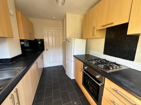 2 bedroom Flat to let in Thurso Crescent, Dundee, DD2