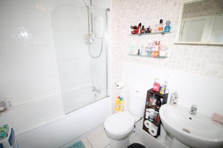 1 bedroom Flat to let in Clepington Road, Dundee, DD3