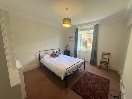 3 bedroom Flat to let in 3 Glamis Road, Dundee, DD2