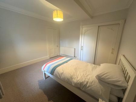 3 bedroom Flat to let in 3 Glamis Road, Dundee, DD2