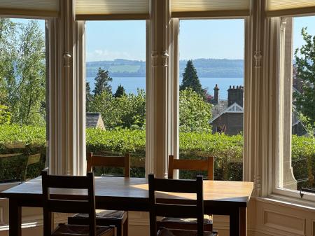 3 bedroom Flat to let in 3 Glamis Road, Dundee, DD2