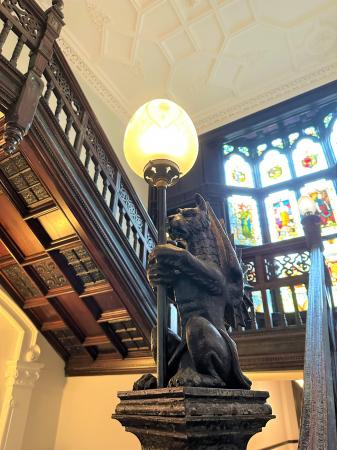 3 bedroom Flat to let in 3 Glamis Road, Dundee, DD2