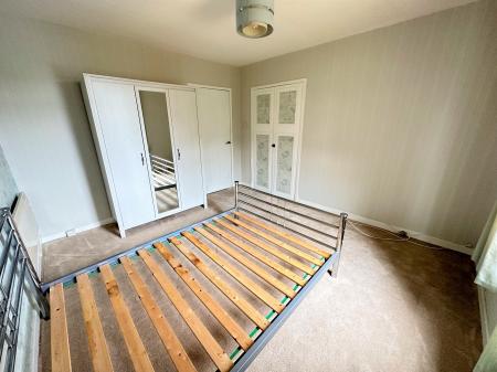 3 bedroom Flat to let in Loganlee Terrace, Dundee, DD2