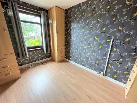 3 bedroom Flat to let in Loganlee Terrace, Dundee, DD2