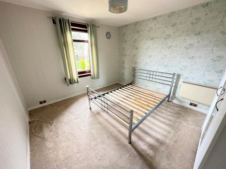 3 bedroom Flat to let in Loganlee Terrace, Dundee, DD2