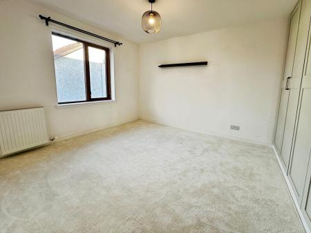 2 bedroom Flat for sale in Charlotte Close, Dundee, DD3
