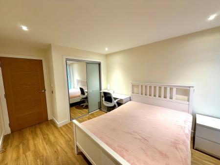 2 bedroom Flat to let in Riverside Drive, Dundee, DD1