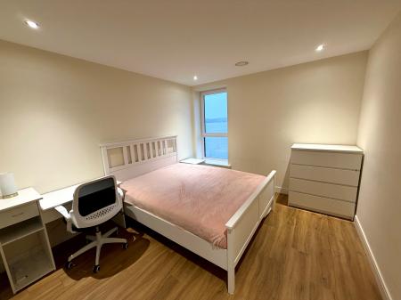 2 bedroom Flat to let in Riverside Drive, Dundee, DD1