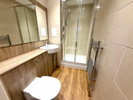 2 bedroom Flat to let in Riverside Drive, Dundee, DD1