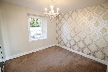 3 bedroom Flat to let in Perth Road, Dundee, DD2